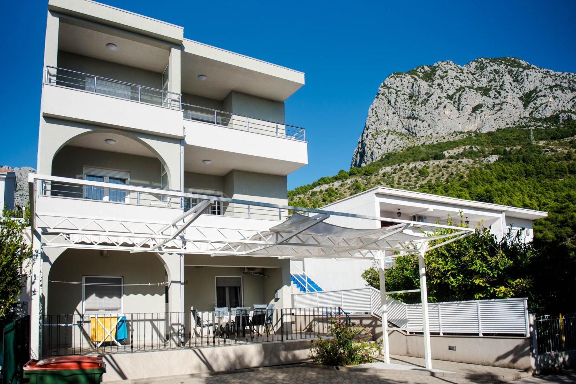 Apartments Martinovic Zaostrog Esterno foto